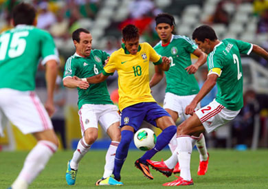 البرازيل فى مهمة صعبة لحسم التأهل لدور الـ16 أمام المكسيك

::  :: نسخة الموبايل
